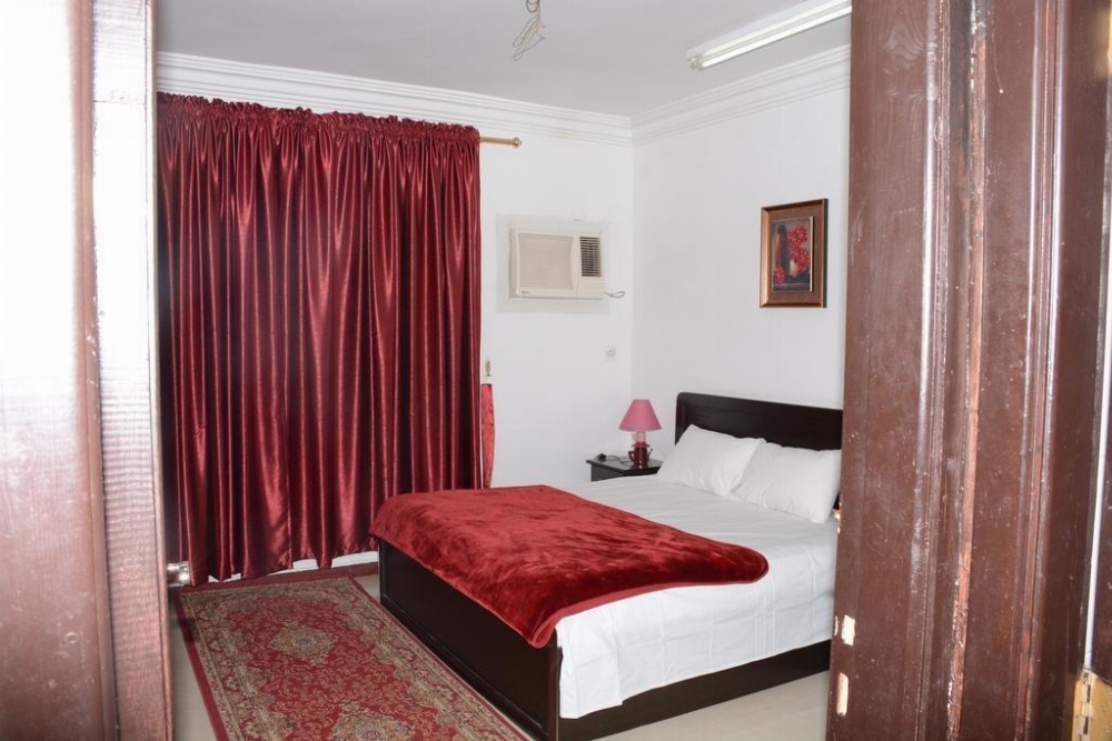 Al Eairy Apartments Madinah 8